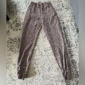 Abercrombie Cheetah Bottoms XS sweatpants